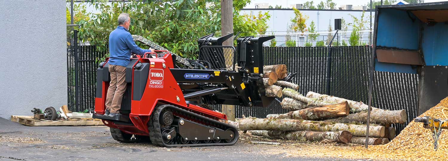FMI Equipment is the Toro Dingo Compact Utility Loader Dealer in Oregon and Washington